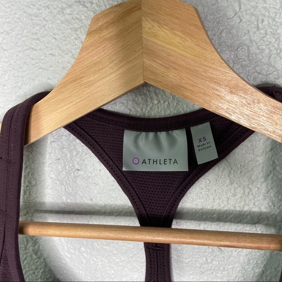 Athleta Tank Built I’m Bra size xs - Picture 3 of 7